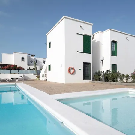Cozy Relax - Pool And 400 M To The By Lanzarote Appartement *