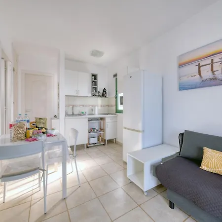 Cozy Relax - Pool And 400 M To The By Lanzarote Appartement *