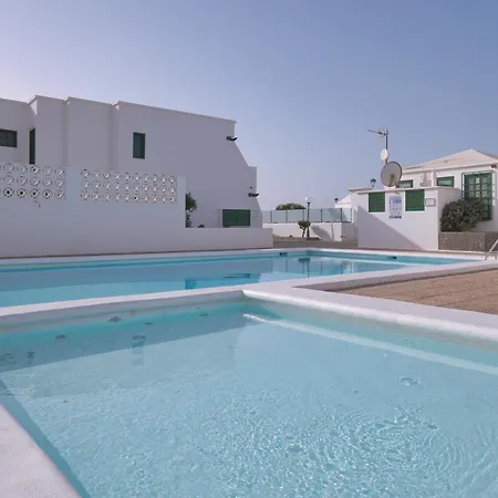Cozy Relax - Pool And 400 M To The By Lanzarote Appartement