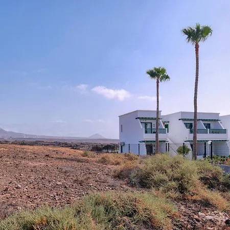 Appartement Cozy Relax - Pool And 400 M To The By Lanzarote